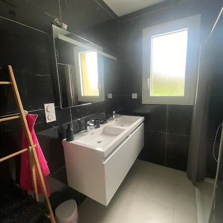 בית נופש Maison Au Calme